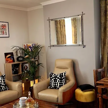 Stylish And Cosy 3 Bedroom Appartment London Exterior photo